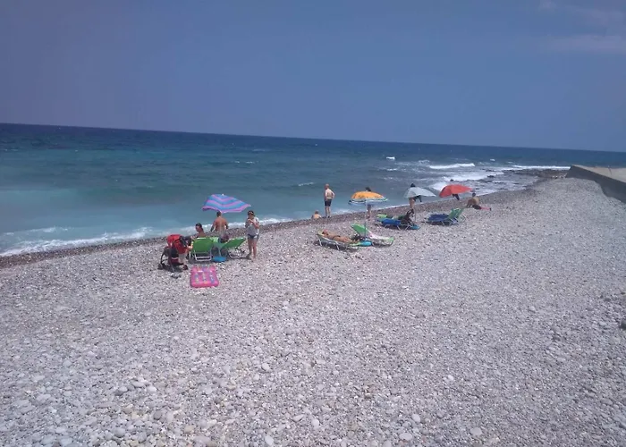 Meltemi Beach Apartments