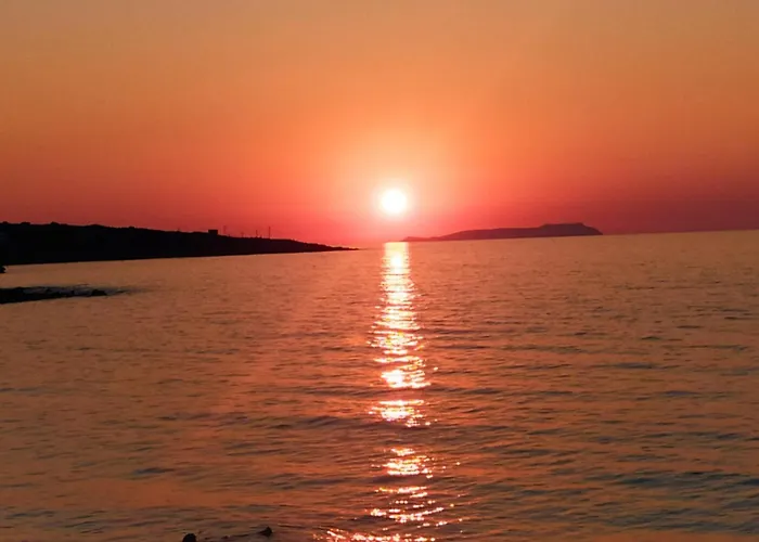 Meltemi Beach Apartments